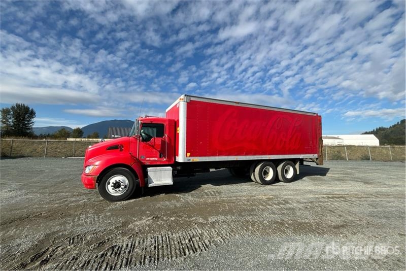 Kenworth T300 Kofferaufbau