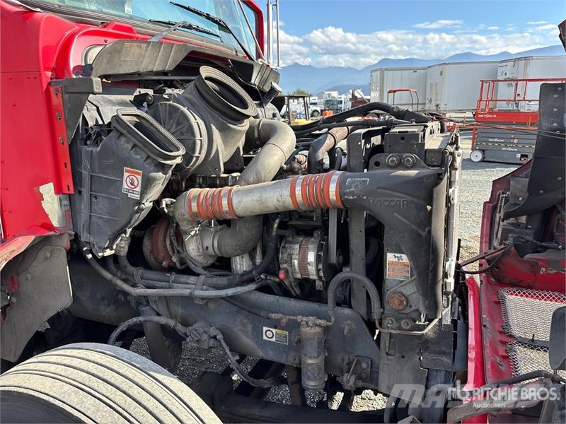 Kenworth T300 Kofferaufbau
