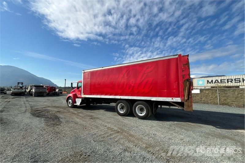 Kenworth T300 Kofferaufbau
