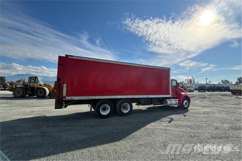 Kenworth T300 Kofferaufbau