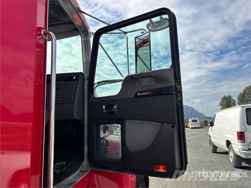Kenworth T370 Tractor Units