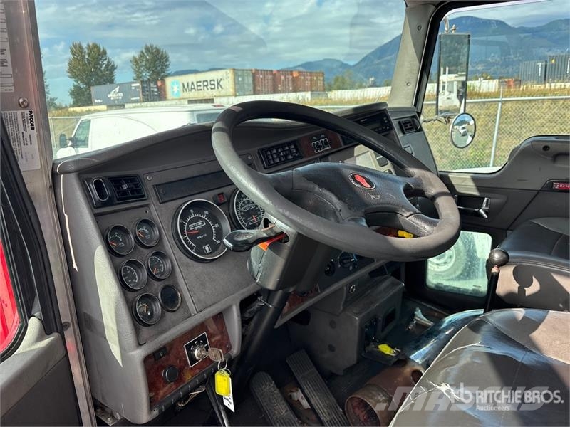 Kenworth T370 Tractor Units