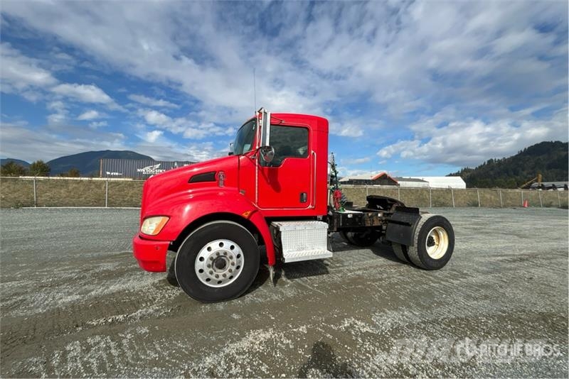 Kenworth T370 Tractor Units