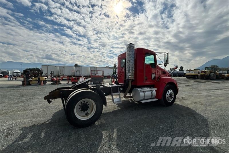 Kenworth T370 Tractor Units