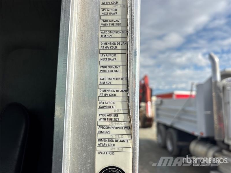Kenworth T370 Tractor Units