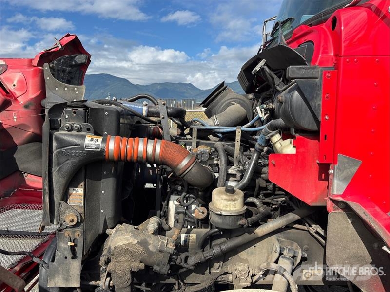 Kenworth T370 Tractor Units