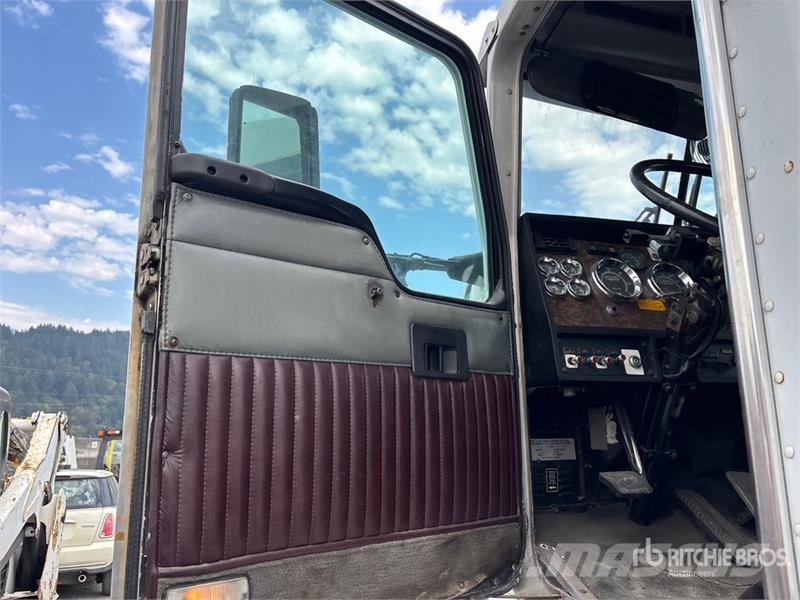Kenworth T600 Vilcēji