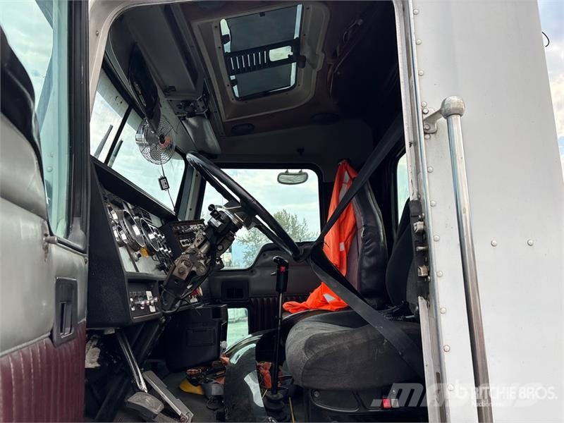 Kenworth T600 Vilcēji