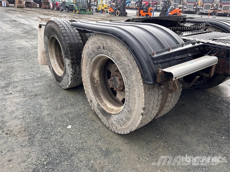 Kenworth T680 Sadulveokid
