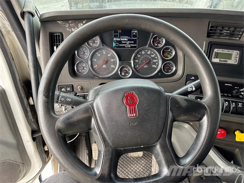 Kenworth T680 Sadulveokid