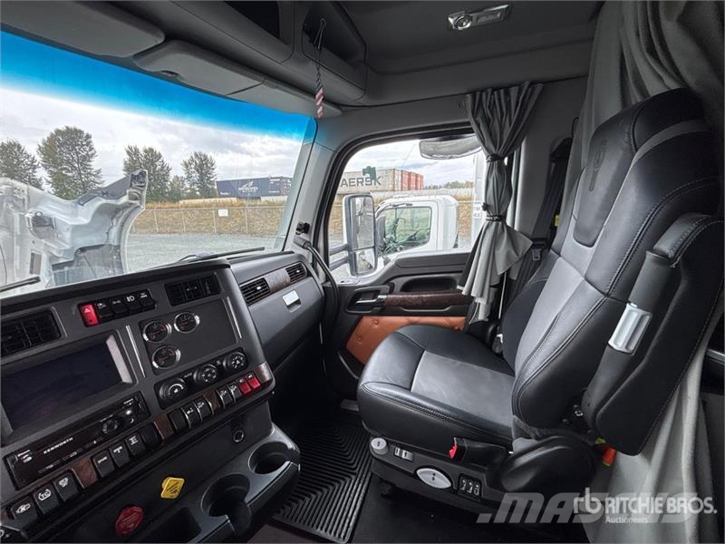 Kenworth T680 Sattelzugmaschinen