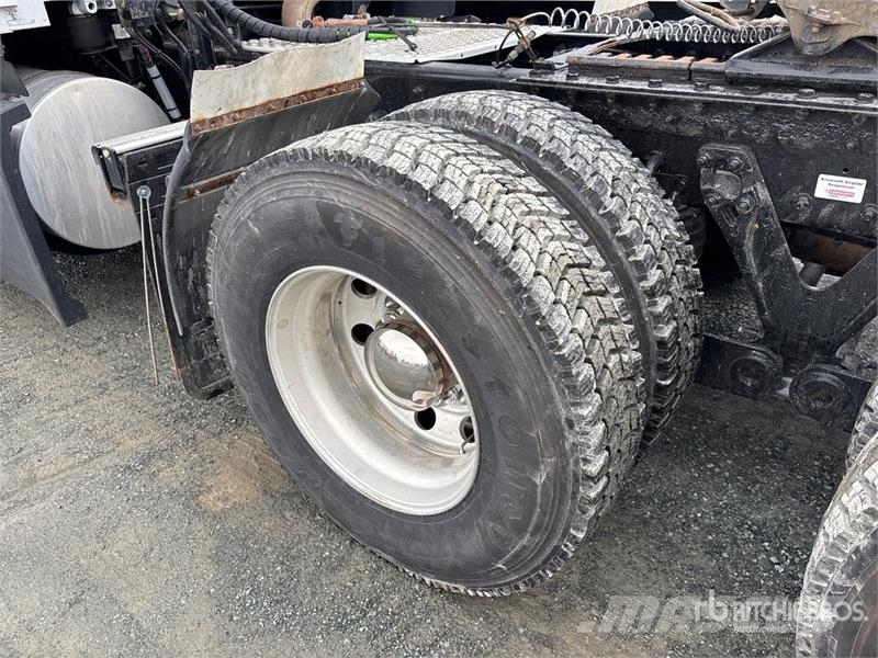 Kenworth T680 Sattelzugmaschinen