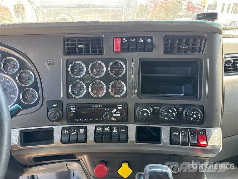 Kenworth T680 Vilcēji