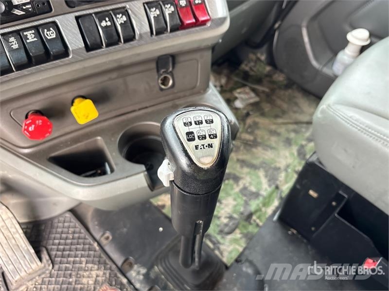 Kenworth T680 Sadulveokid