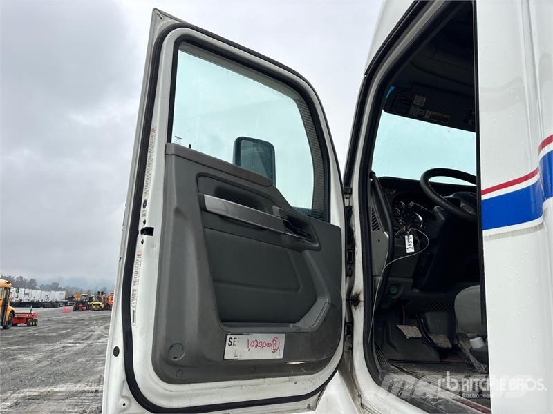 Kenworth T680 Sadulveokid