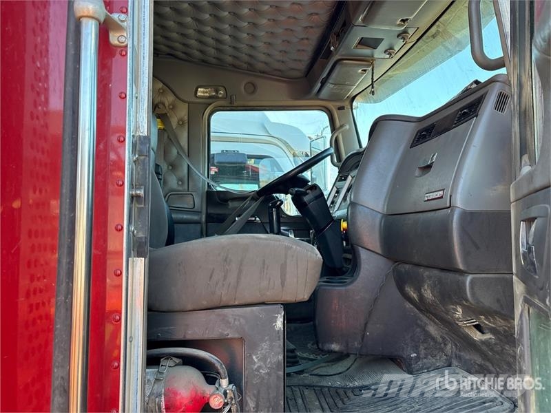 Kenworth T800 Cabins and interior