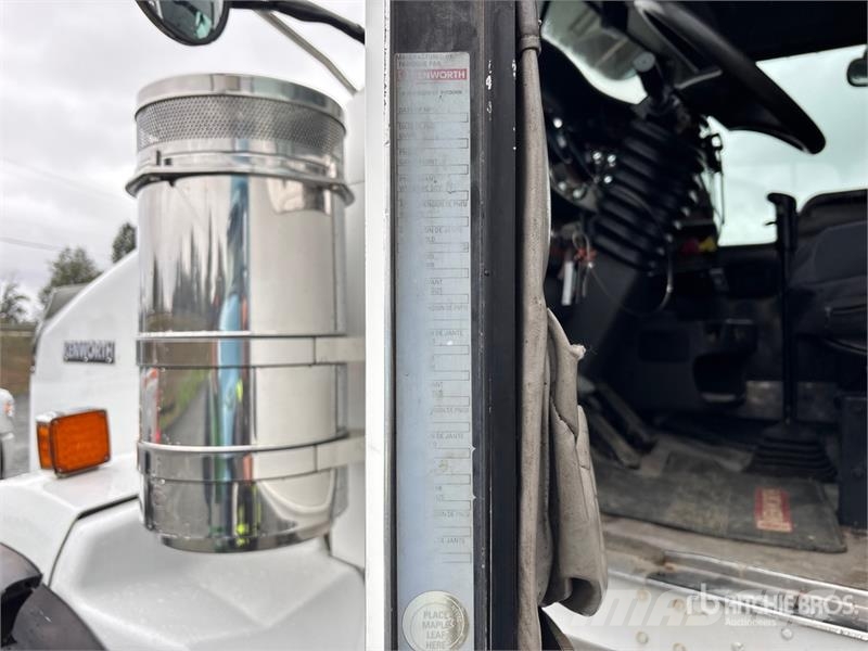 Kenworth T800 Prime Movers