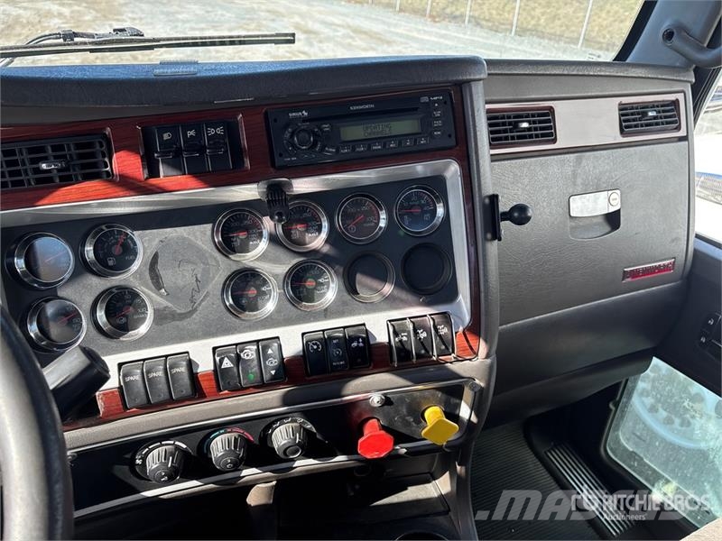 Kenworth T800 Седельные тягачи