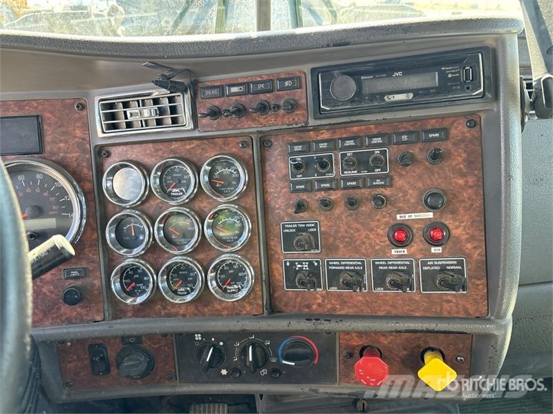 Kenworth T800 Autobasculanta