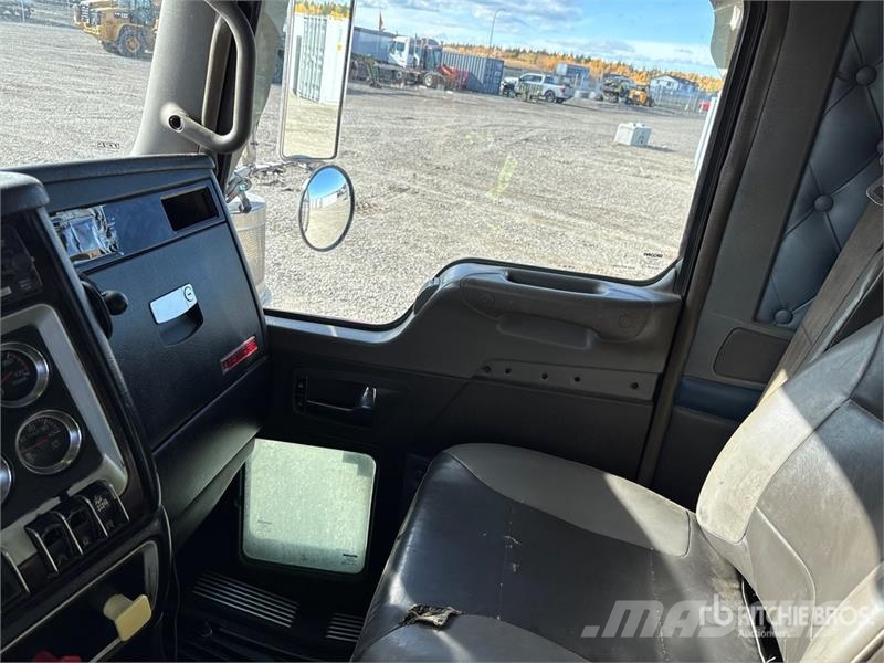 Kenworth T800 وحدات الجر