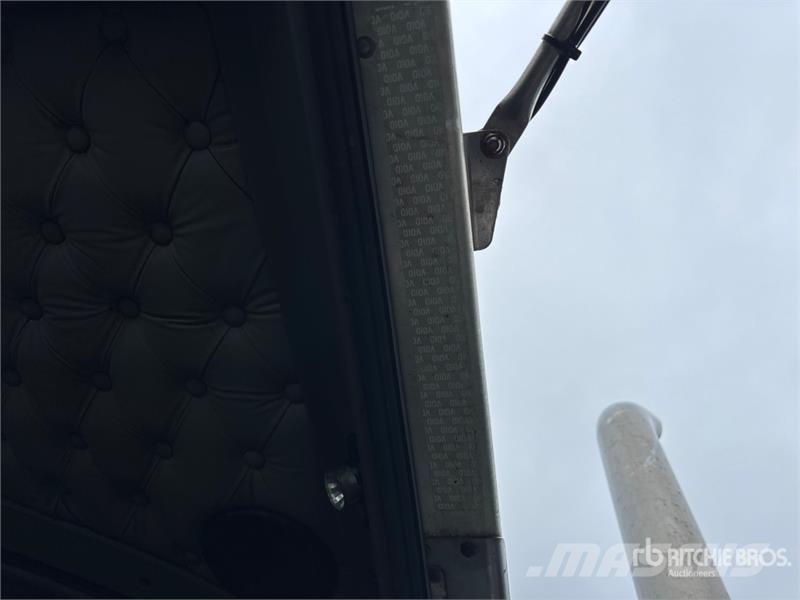 Kenworth T800 Prime Movers