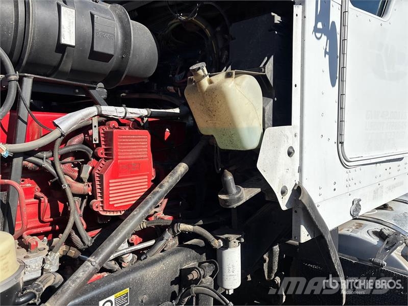 Kenworth T800 Седельные тягачи