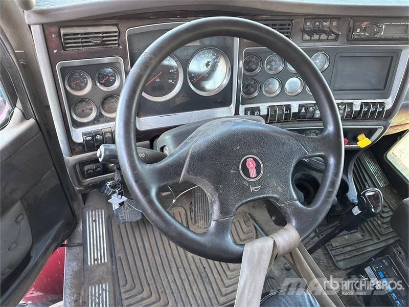 Kenworth T800 Cabins and interior