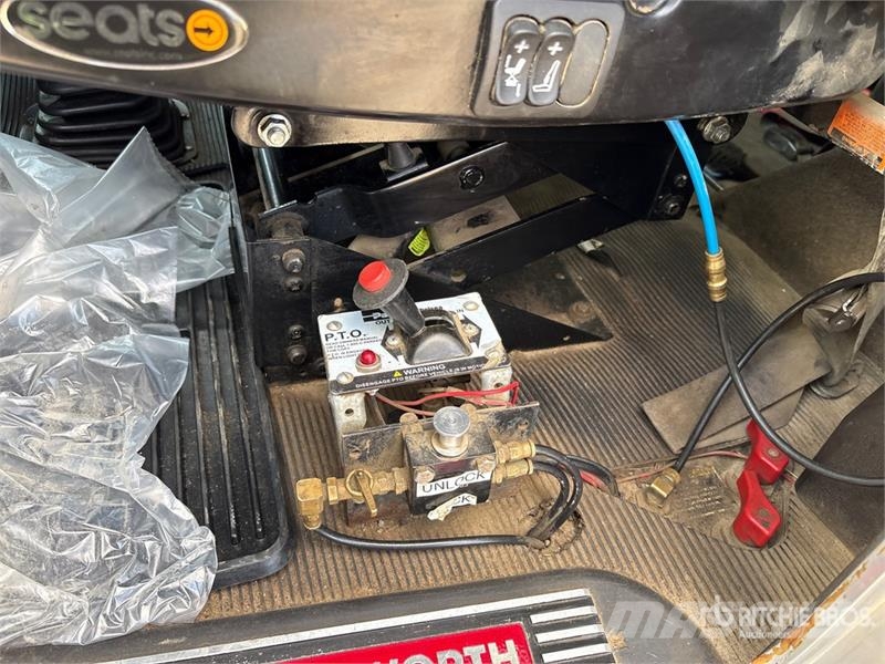 Kenworth T800 中古トラクターヘッド | トレーラーヘッド