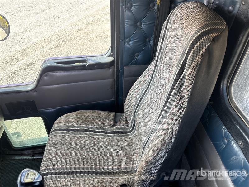 Kenworth T800 وحدات الجر