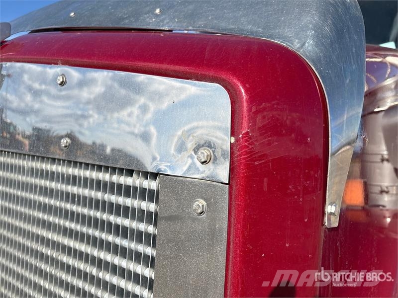 Kenworth T800 وحدات الجر