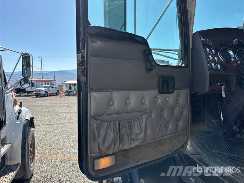 Kenworth T800 Autobasculanta