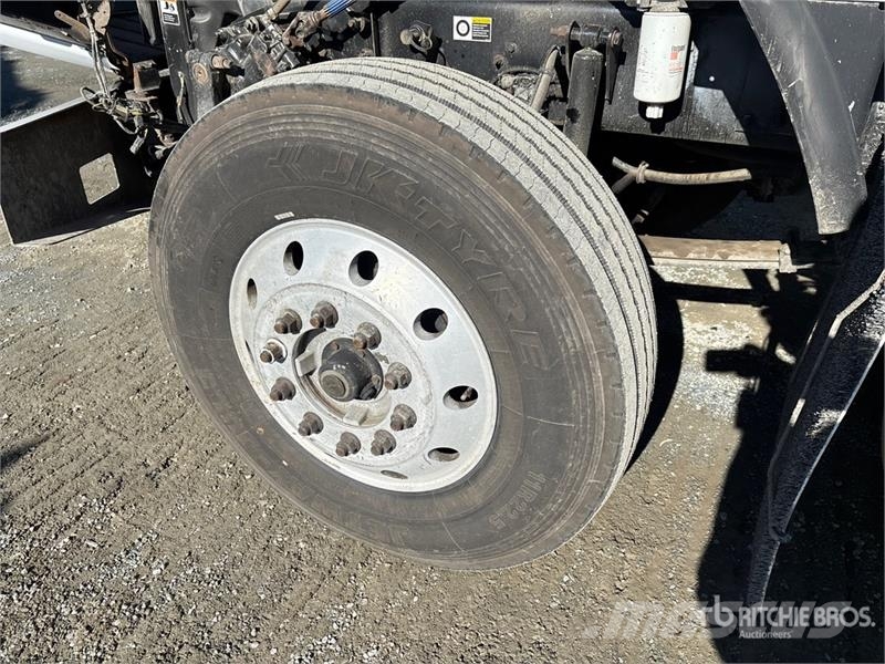 Kenworth T800 Седельные тягачи