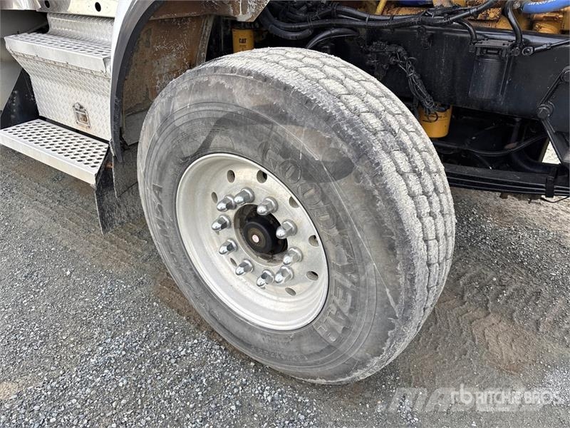 Kenworth T800 Vilcēji