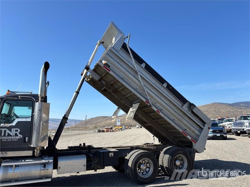 Kenworth T800 Autobasculanta