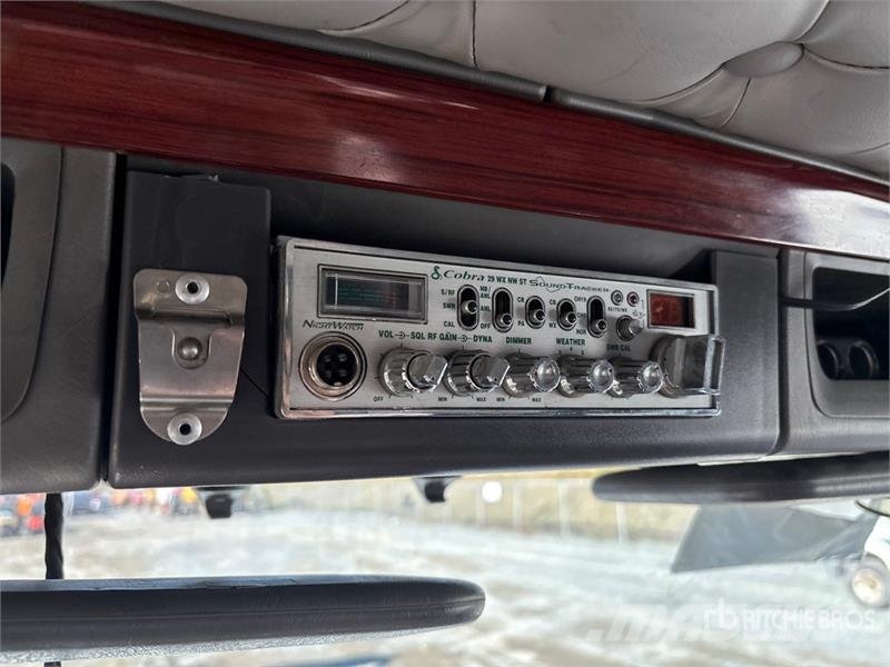 Kenworth T800 Седельные тягачи