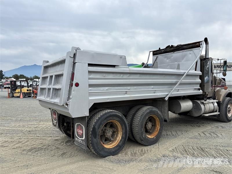 Kenworth T800 Pašizgāzējs