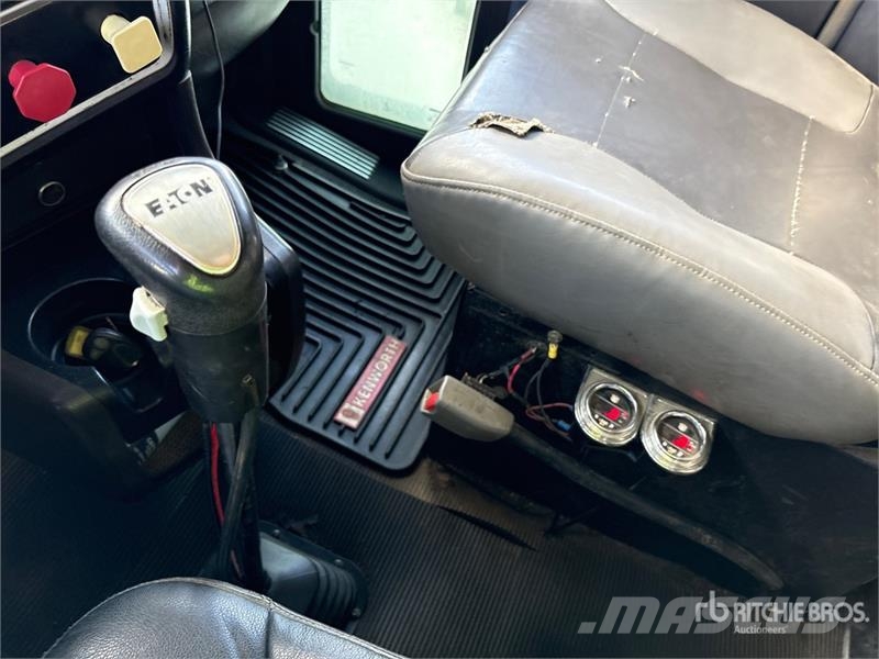 Kenworth T800 وحدات الجر