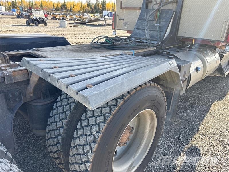 Kenworth T800 وحدات الجر