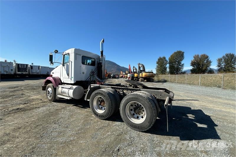 Kenworth T800 Седельные тягачи