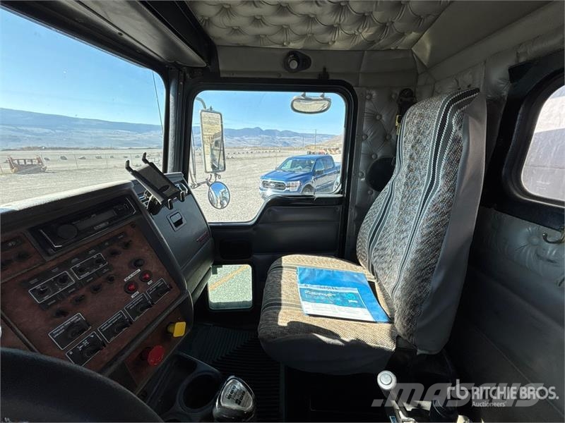 Kenworth T800 Autobasculanta