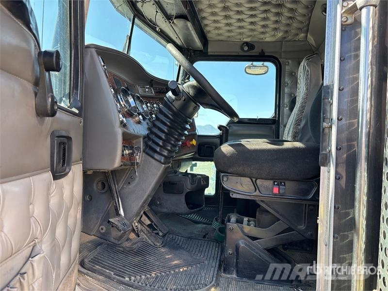 Kenworth T800 Autobasculanta