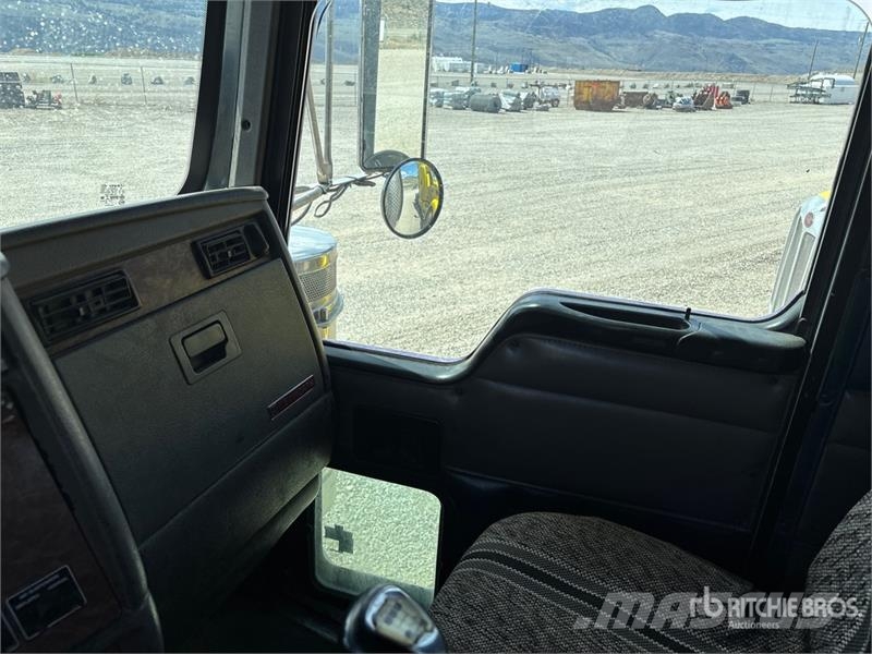 Kenworth T800 وحدات الجر