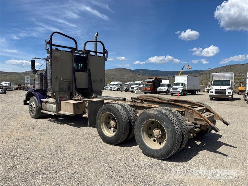 Kenworth T800 وحدات الجر