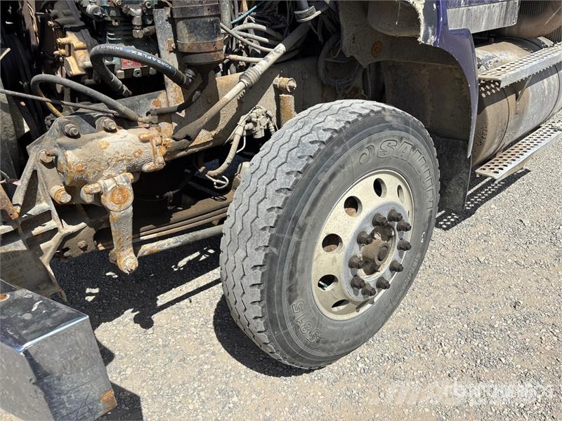 Kenworth T800 وحدات الجر