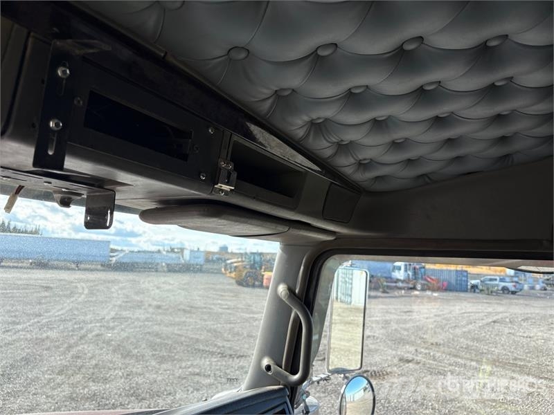 Kenworth T800 وحدات الجر