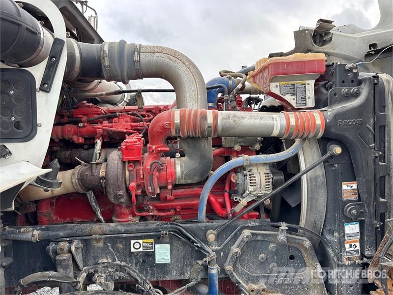 Kenworth T800 Sadulveokid
