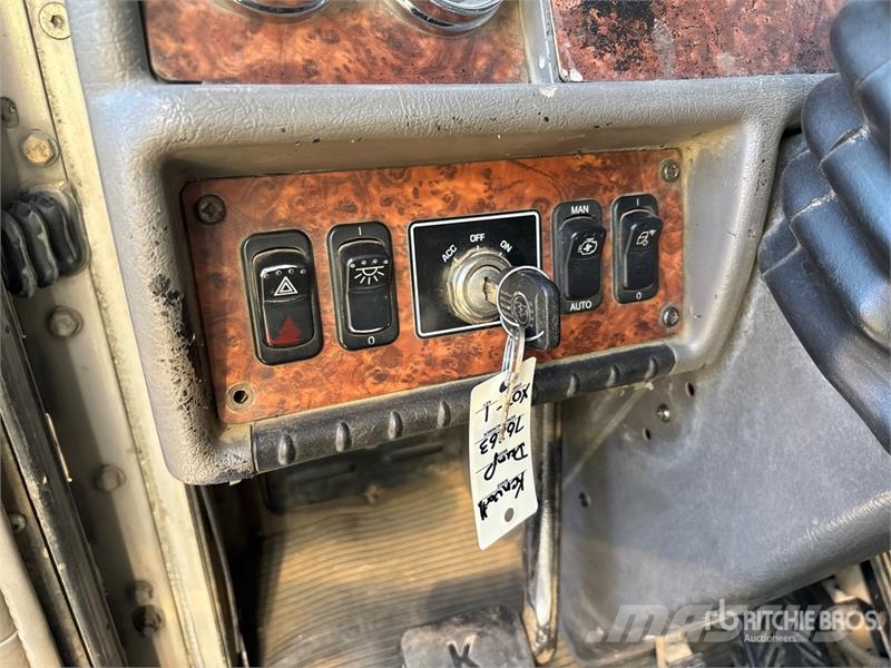 Kenworth T800 Autobasculanta