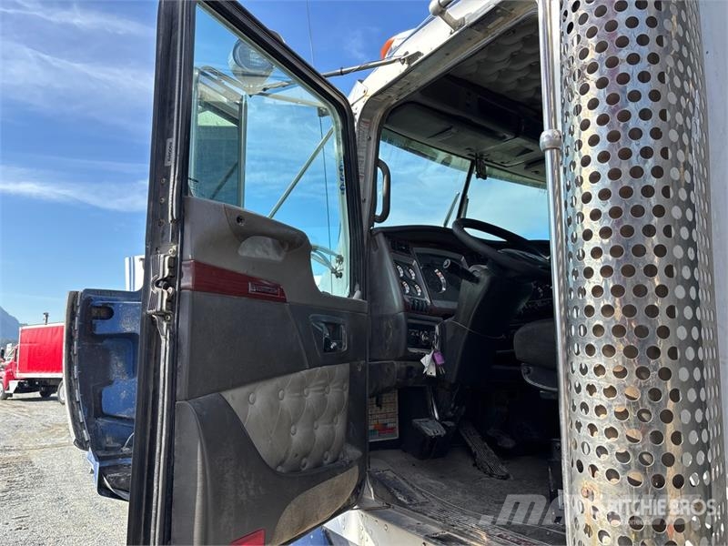 Kenworth T800 6x4 S/A Dump Truck Kipper