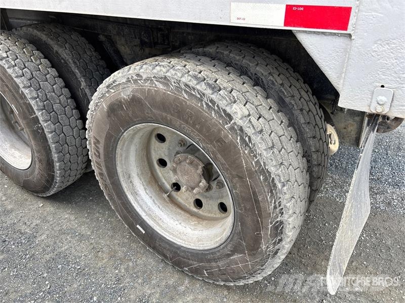 Kenworth T800 6x4 S/A Dump Truck Kipper