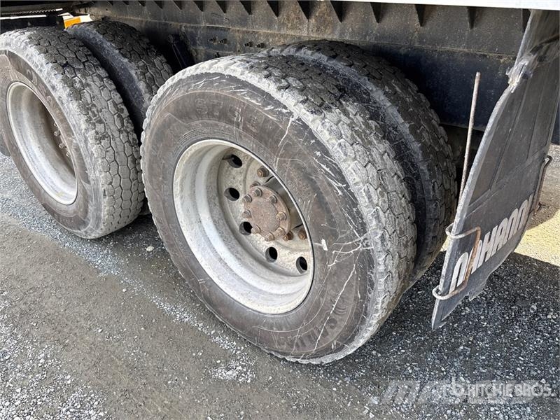 Kenworth T800 6x4 S/A Dump Truck Kipper
